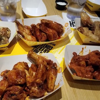 Buffalo Wild Wings - Chicken Wings Near Me - Royal Oak, Michigan