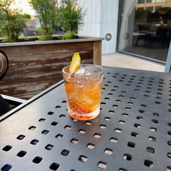 Ellington's - Old Fashioned, the best thing all night! - Cocktail Bars Near Me - Nashville, Tennessee Ellington's - Old Fashioned, the best thing all night! - Cocktail Bars Near Me - Nashville, Tennessee