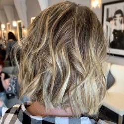 Hannah D Hairstylist - Bob Haircut with Curls