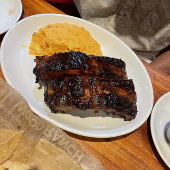 Wood Ranch Camarillo - BBQ pork ribs and mashed sweet potato. - Barbeque Near Me - Camarillo, California Wood Ranch Camarillo - BBQ pork ribs and mashed sweet potato. - Barbeque Near Me - Camarillo, California