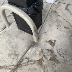 Circle K - Filthy Manchester Alltown.. just gross.