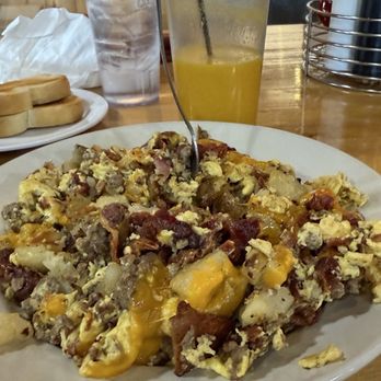 Breakfast Barn and Lunch House - Barn Shipwreck - Breakfast & Brunch Near Me - Cedar Rapids, Iowa