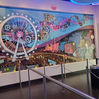 The High Roller - Amusement Parks Near Me - Las Vegas, Nevada