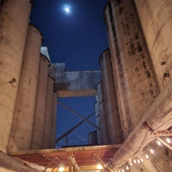 MKT Distillery - The night sky from right outside of the bar. - Distilleries Near Me - Katy, Texas