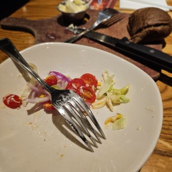Outback Steakhouse - The tomatoes and onions - Steakhouses Near Me - Winston-salem, North Carolina Outback Steakhouse - The tomatoes and onions - Steakhouses Near Me - Winston-salem, North Carolina