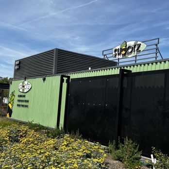 Shootz - Hawaiian Near Me - Long Beach, California