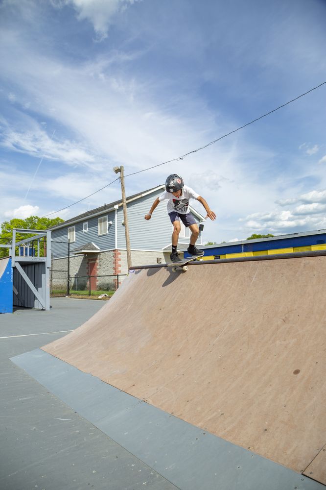 Connect Skateboarding Logo
