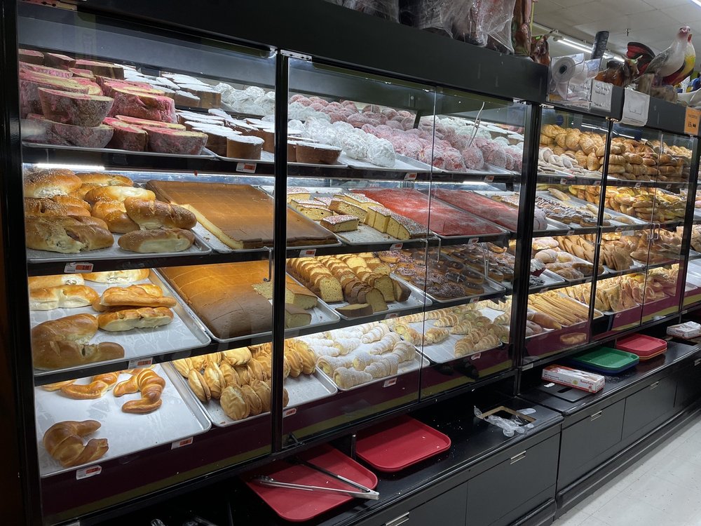 LA TAPATIA MARKET Updated October 2024 94 Photos & 41 Reviews