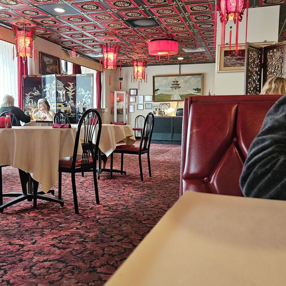 the dining room of a chinese restaurant