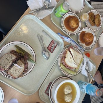 Manny's Cafeteria & Delicatessen - Delis Near Me - Chicago, Illinois
