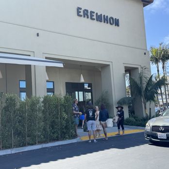 Erewhon Manhattan Beach - Side front facing - Grocery Near Me - Manhattan Beach, California Erewhon Manhattan Beach - Side front facing - Grocery Near Me - Manhattan Beach, California