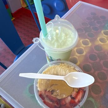 Sweet Clicks - Açaí bowl and honeydew smoothie. - Bubble Tea Near Me - Ocoee, Florida