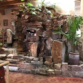 El Pinto - Awesome waterfall - New Mexican Cuisine Near Me - Albuquerque, New Mexico El Pinto - Awesome waterfall - New Mexican Cuisine Near Me - Albuquerque, New Mexico