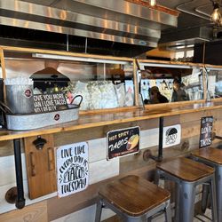 La Plancha Loca - Grill area and internal seating