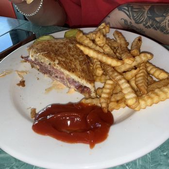 Harpoon Harry's - Grilled Rueben and fries - Breakfast & Brunch Near Me - Key West, Florida Harpoon Harry's - Grilled Rueben and fries - Breakfast & Brunch Near Me - Key West, Florida