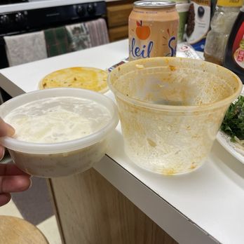 Interstellar BBQ - Size of the hash pint (right), and the Mac and cheese side (left) - Barbeque Near Me - Austin, Texas Interstellar BBQ - Size of the hash pint (right), and the Mac and cheese side (left) - Barbeque Near Me - Austin, Texas