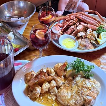 Sammys Fish Box - Seafood Near Me - Bronx, New York