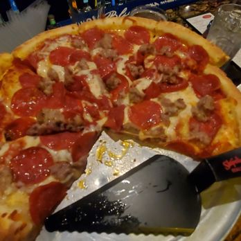 Skipolini's Italian - This is a medium pizza - Pizza Near Me - Reno, Nevada