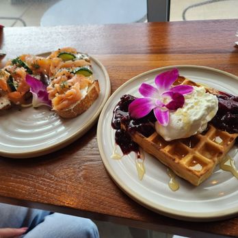 Bellden Cafe - PNW Toast Seasonal waffle (blueberry something) - Coffee & Tea Near Me - Bellevue, Washington Bellden Cafe - PNW Toast Seasonal waffle (blueberry something) - Coffee & Tea Near Me - Bellevue, Washington