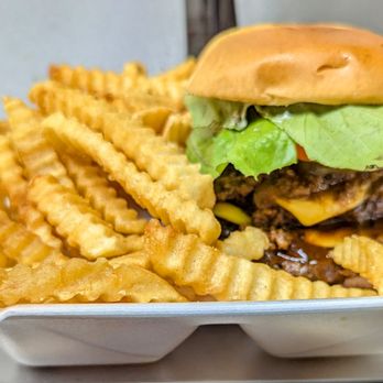 CARR B QUE'S - Double Cheeseburger - Barbeque Near Me - Stockbridge, Georgia CARR B QUE'S - Double Cheeseburger - Barbeque Near Me - Stockbridge, Georgia