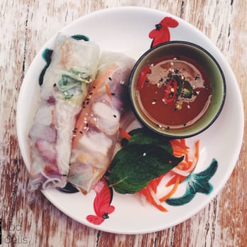 Mama's Buoi - pork rice paper roll - Vietnamese Near Me - Melbourne, VIC