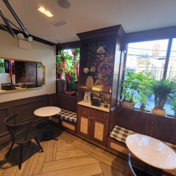 Caphe Den - inside - Coffee & Tea Near Me - Flushing, New York