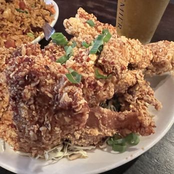 Side Street Inn - Side Street Inn's Boneless Fried Chicken - Hawaiian Near Me - Honolulu, Hawaii