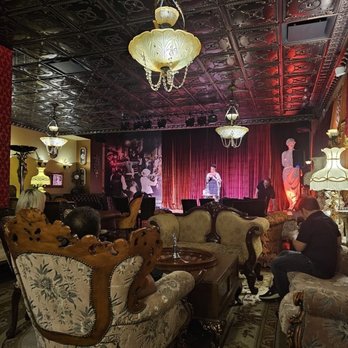 Bourbon & Brass - Speak easy atmosphere - Speakeasies Near Me - Des Plaines, Illinois
