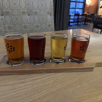 Number Twelve Cider - Sweet Flight - Breweries Near Me - Minneapolis, Minnesota