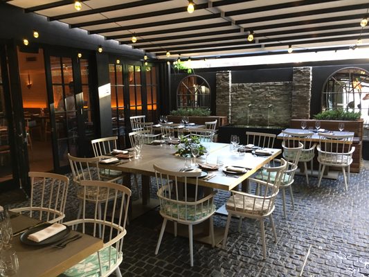 Vaquero Bar & Dining by null