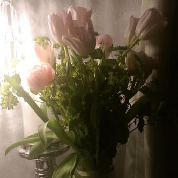 Blossom Shoppe Florist - Wilted dozen, ridiculous price - Florists Near Me - Boynton Beach, Florida