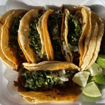 Tacos El Mariachi Loco - Al pastor and carnitas taco - Food Trucks Near Me - Ann Arbor, Michigan Tacos El Mariachi Loco - Al pastor and carnitas taco - Food Trucks Near Me - Ann Arbor, Michigan