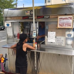 Pete's Hot Dogs
