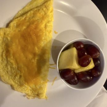 D's Breakfast & Burgers - Cheese omelet - Breakfast & Brunch Near Me - Palmetto, Florida D's Breakfast & Burgers - Cheese omelet - Breakfast & Brunch Near Me - Palmetto, Florida