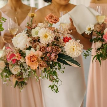 Mountain Laurel Floral - Florists Near Me - Austin, Texas