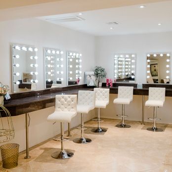 The Annex - Hollywood Suite - Venues & Event Spaces Near Me - Navasota, Texas