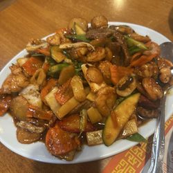 Mongolian Grill - Happy Family