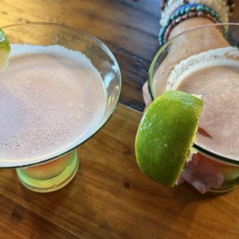 Musquito Harbor - Musquito Bite Vodka, coconut rum, cranberry, Pineapple, Lime. - Brewpubs Near Me - Winter Harbor, Maine