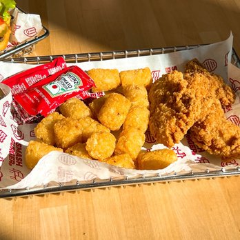 Smashburger - Kids Crispy Chicken Strips - Burgers Near Me - Maspeth, New York Smashburger - Kids Crispy Chicken Strips - Burgers Near Me - Maspeth, New York