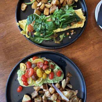 Toast Downey - The Cali avocado toast and the veggie omelette - Breakfast & Brunch Near Me - Downey, California Toast Downey - The Cali avocado toast and the veggie omelette - Breakfast & Brunch Near Me - Downey, California