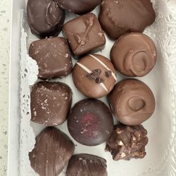 Chocolate Village - Assorted chocolate