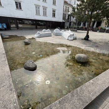 Vågen - Local Flavor Near Me - Stavanger, 11
