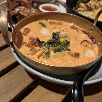 Otus Thai Kitchen & Coffee - lychee red curry - Thai Near Me - West Hollywood, California Otus Thai Kitchen & Coffee - lychee red curry - Thai Near Me - West Hollywood, California