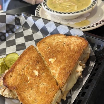 Shorty's Diner - Turkey Reuben with chicken soup - Diners Near Me - Williamsburg, Virginia Shorty's Diner - Turkey Reuben with chicken soup - Diners Near Me - Williamsburg, Virginia