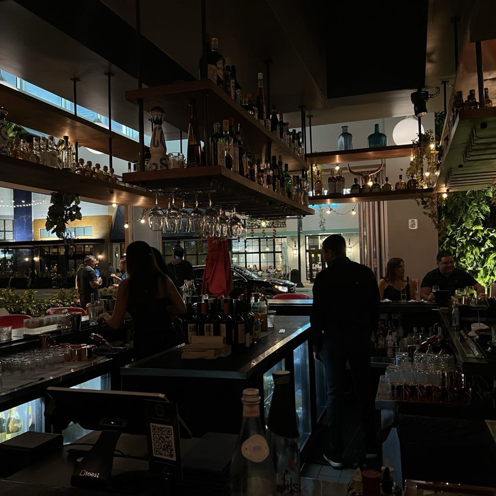Gusto RistoBar - Bar area - Italian Near Me - Doral, Florida