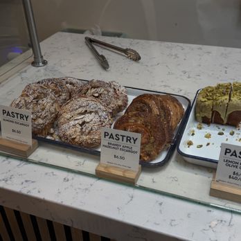 Manresa Bread - Bakeries Near Me - Los Altos, California Manresa Bread - Bakeries Near Me - Los Altos, California