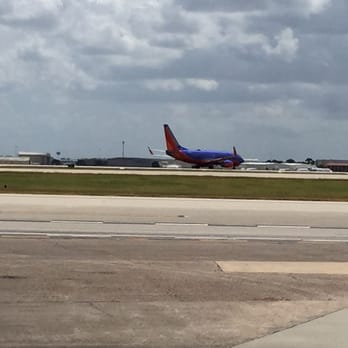 1940 Air Terminal Museum - Right next to the airport so you can watch planes taking off and landing - Museums Near Me - Houston, Texas 1940 Air Terminal Museum - Right next to the airport so you can watch planes taking off and landing - Museums Near Me - Houston, Texas