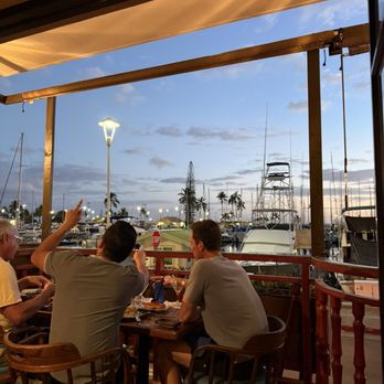 Chart House Waikiki - Our table view - Steakhouses Near Me - Honolulu, Hawaii Chart House Waikiki - Our table view - Steakhouses Near Me - Honolulu, Hawaii