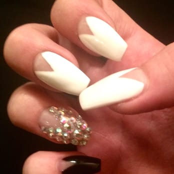 Blooming Nails & Spa - Snazzy nails by Jannette. I love the quality of her work, ALL the rhinestones stayed on for 3 weeks!! Truly amazing! - Nail Salons Near Me - Phoenix, Arizona