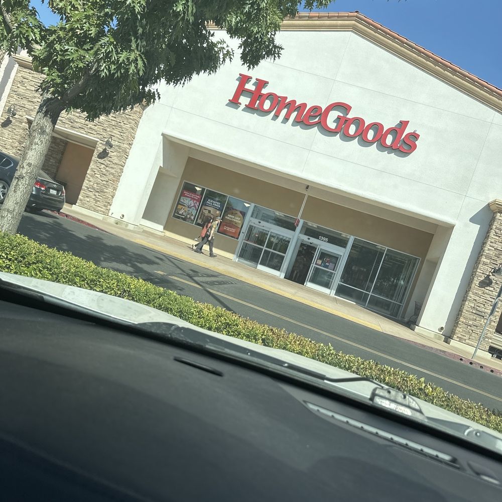 HomeGoods - Outside the store!! - Home Decor Near Me - Clovis, California